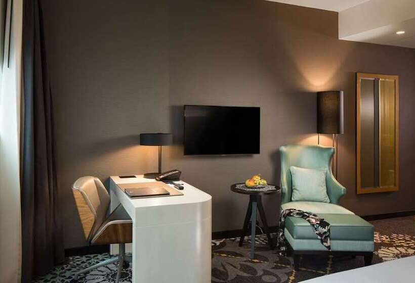 اتاق سوپریور با تخت بزرگ, Reichshof Hotel Hamburg