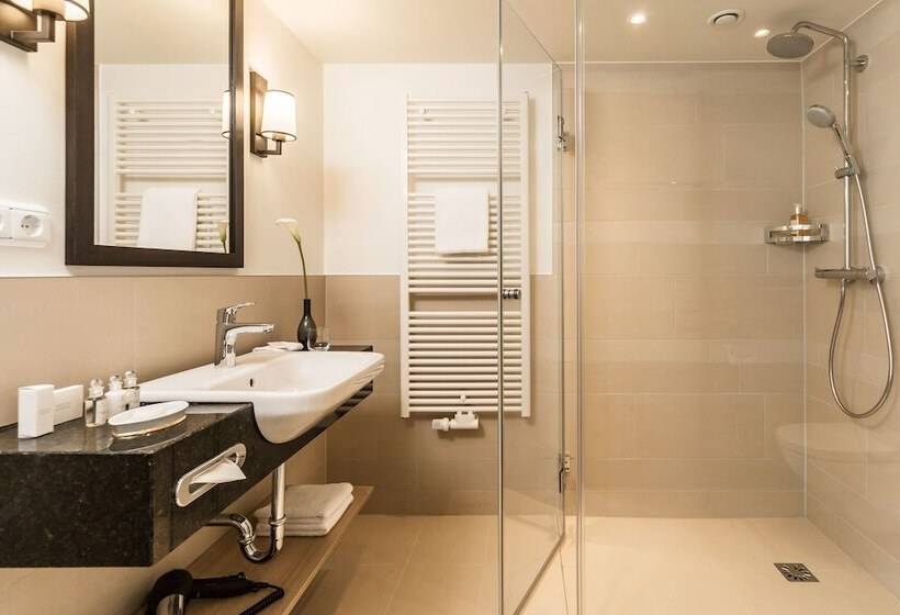 اتاق کلاسیک یک تخته, Althoff Hotel Fürstenhof