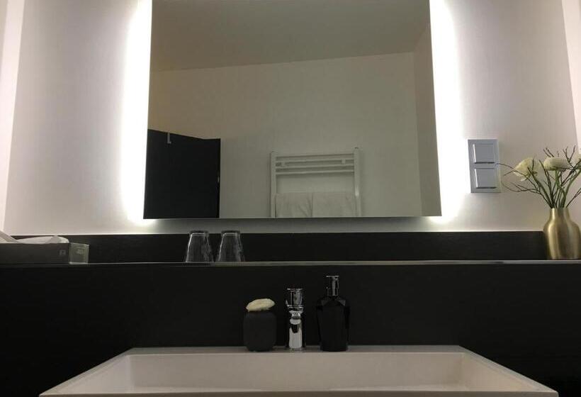 اتاق استاندارد یک نفره, Rugs Hotel Köln
