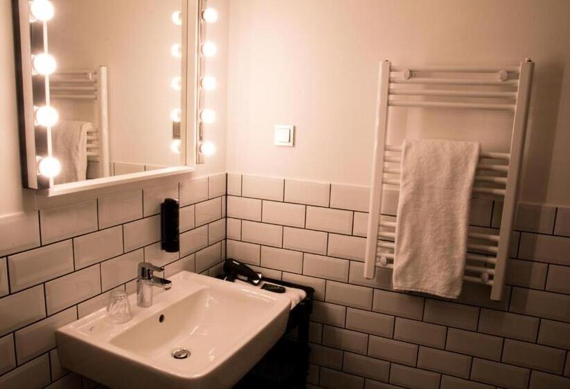 اتاق استاندارد یک نفره, Rugs Hotel Köln