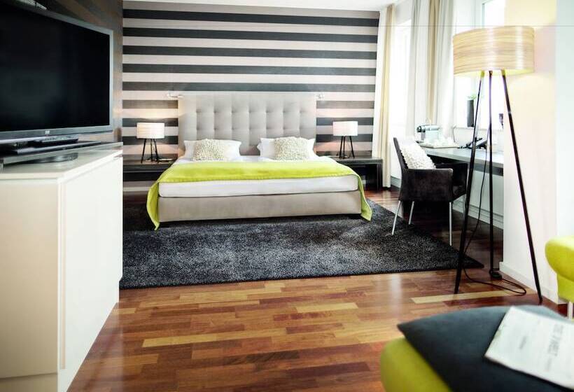 سوئیت پریمیوم, City Hotel Bosse