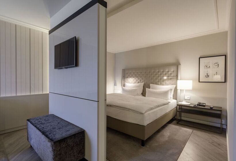 Suite Executiva, Clayton Hotel Düsseldorf City Centre