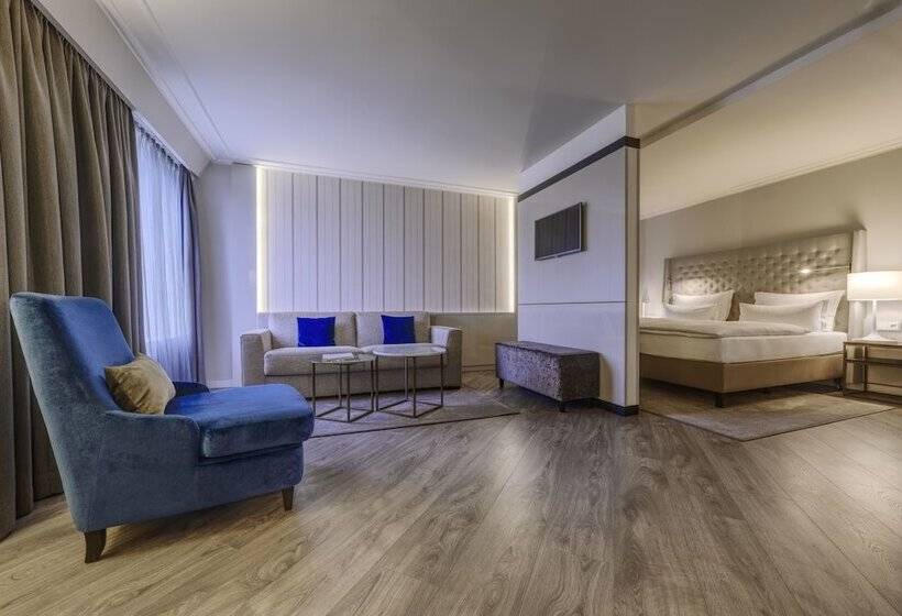 Suite Executiva, Clayton Hotel Düsseldorf City Centre