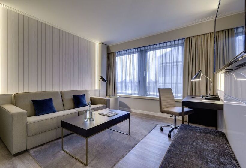 Suite Executiva, Clayton Hotel Düsseldorf City Centre