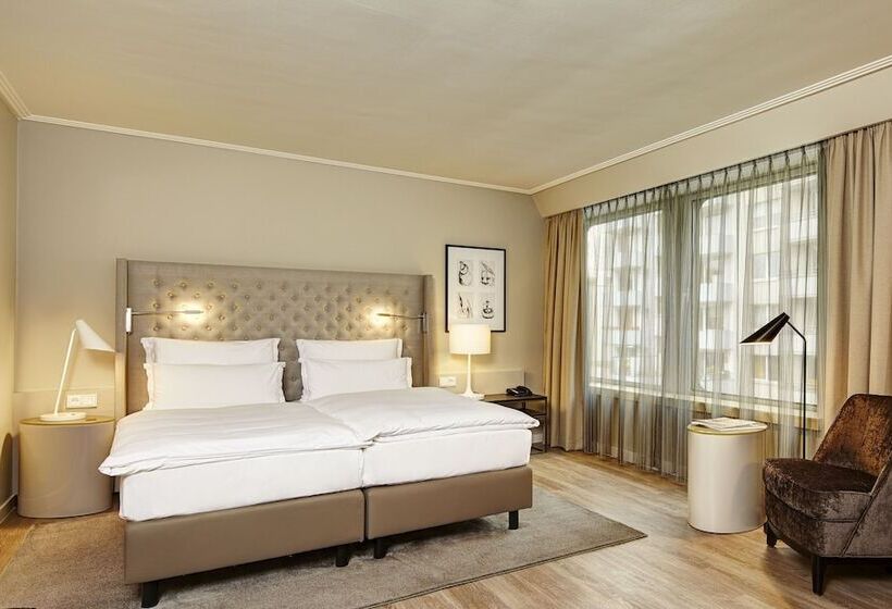 Habitació Superior, Clayton Hotel Düsseldorf City Centre