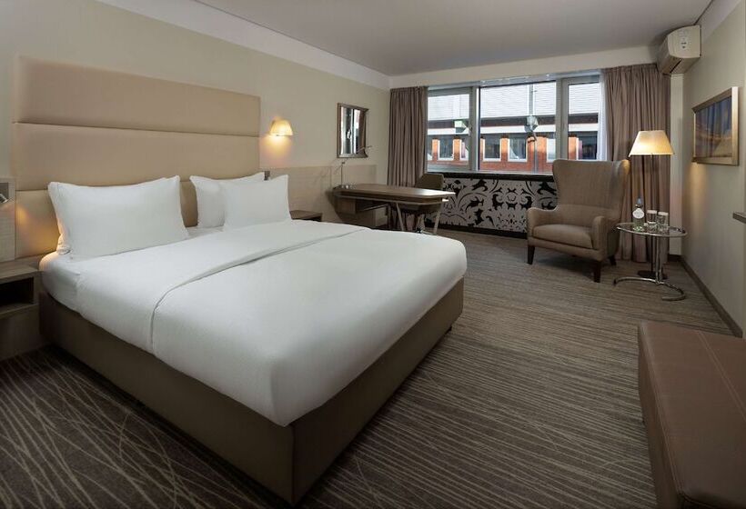 标准间带双人床, Doubletree By Hilton Hannover Schweizerhof
