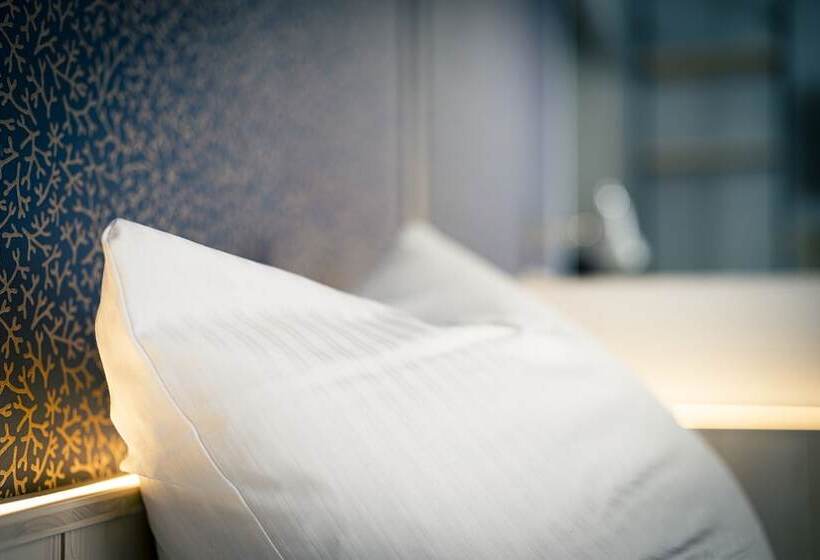 اتاق استاندارد یک نفره, Gartenhotel Fettehenne