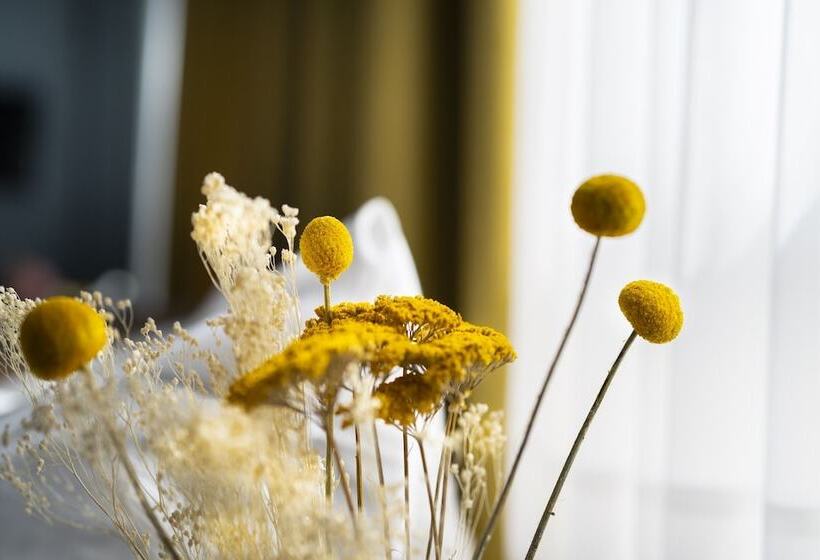 اتاق استاندارد سه نفره, Gartenhotel Fettehenne