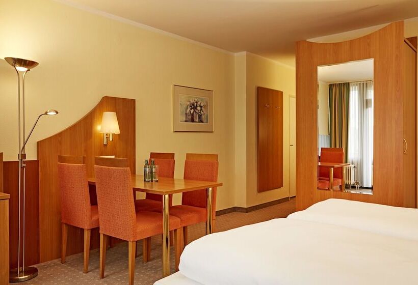 اتاق استاندارد, H+ Hotel Willingen
