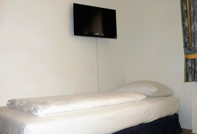 3-Bett-Standardzimmer, Konigshof The Arthouse