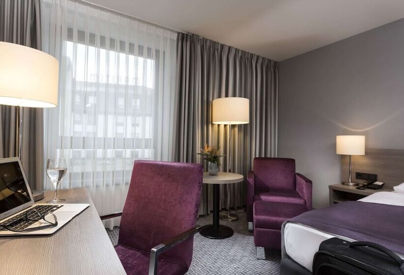 اتاق کلاسیک یک تخته, Maritim Hotel Königswinter