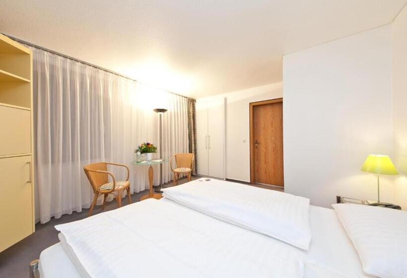 اتاق استاندارد, Select Hotel Silence Garden Köln