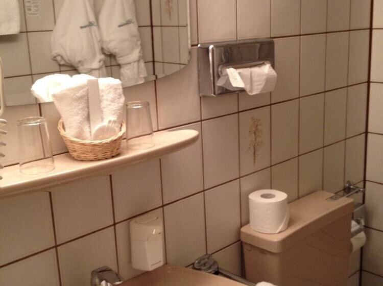 اتاق استاندارد, Select Hotel Silence Garden Köln