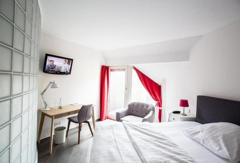 اتاق راحتی یک تخته, Wald & Golfhotel Lottental