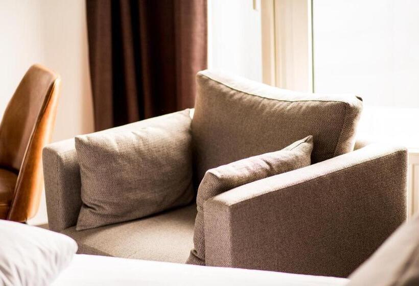 اتاق راحتی, Wald & Golfhotel Lottental