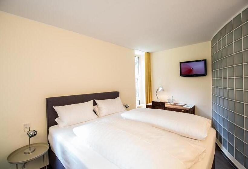 اتاق راحتی, Wald & Golfhotel Lottental