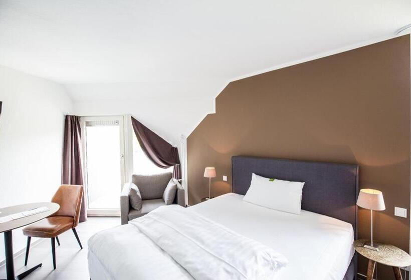 اتاق راحتی یک تخته, Wald & Golfhotel Lottental