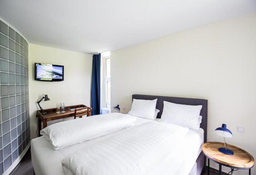 اتاق راحتی, Wald & Golfhotel Lottental