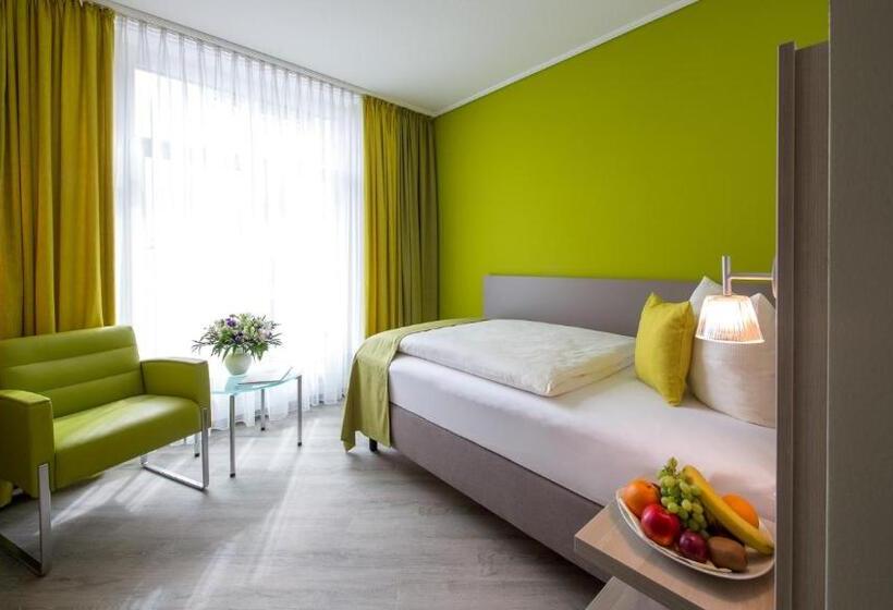 اتاق استاندارد یک نفره, Michels Inselhotel Vier Jahreszeiten