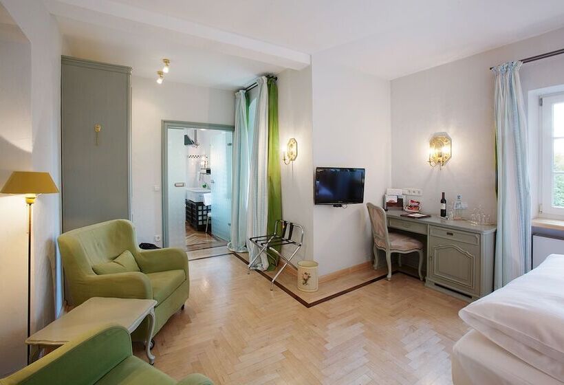 اتاق استاندارد, Romantik Hotel Hof Zur Linde