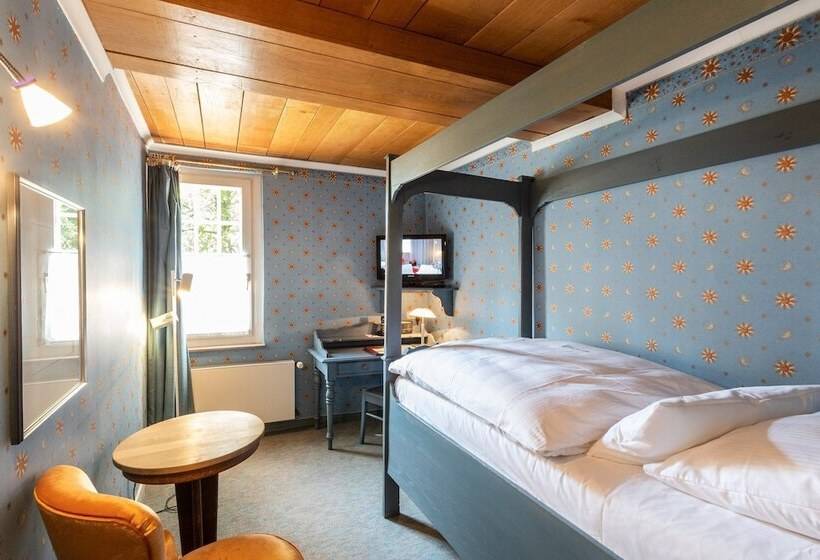 اتاق استاندارد یک نفره, Romantik Hotel Hof Zur Linde