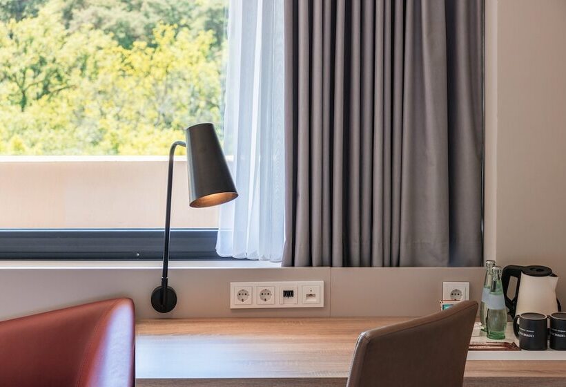 اتاق استاندارد, Crowne Plaza Frankfurt Congress Hotel, An Ihg
