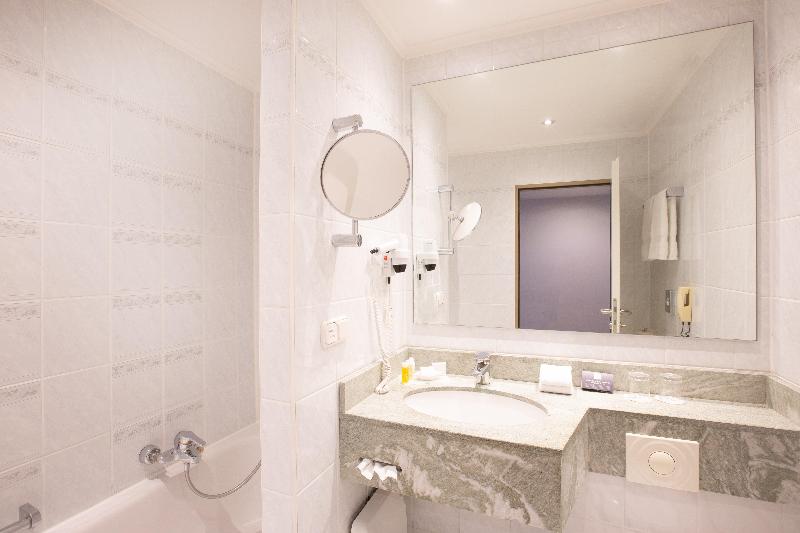 اتاق لوکس, Crowne Plaza Frankfurt Congress Hotel, An Ihg