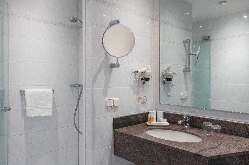 اتاق لوکس, Crowne Plaza Frankfurt Congress Hotel, An Ihg