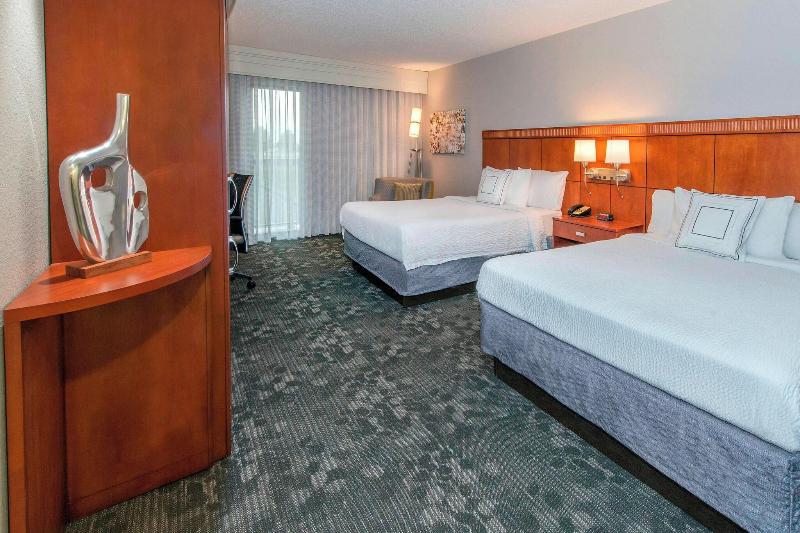 اتاق لوکس یک تخته, Crowne Plaza Frankfurt Congress Hotel, An Ihg