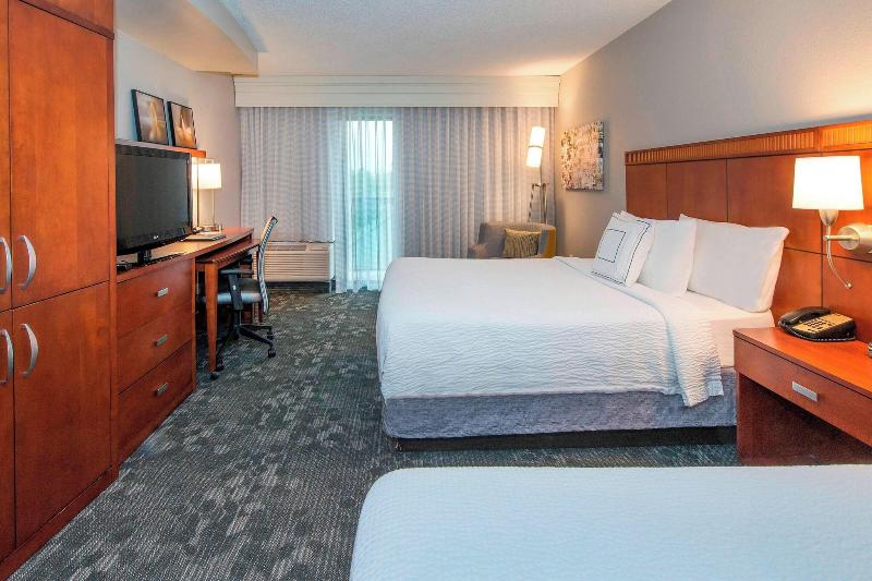 اتاق لوکس یک تخته, Crowne Plaza Frankfurt Congress Hotel, An Ihg