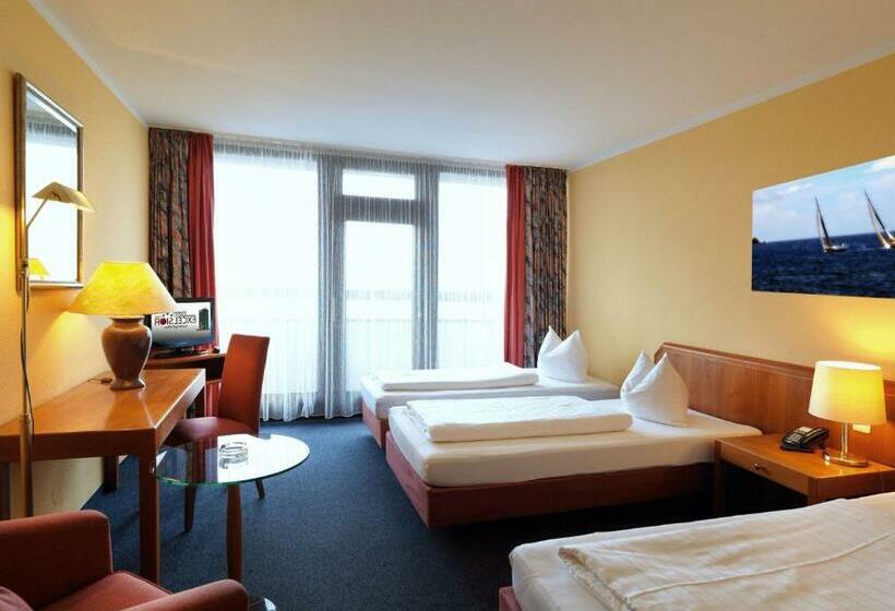 Standard Triple Room, Excelsior Ludwigshafen