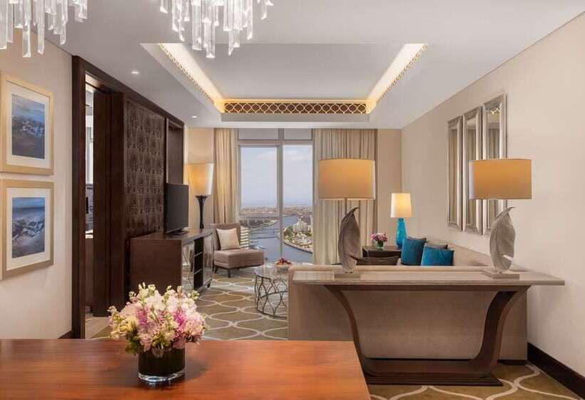 מיטת קינג בסוויטה, Hilton Heidelberg