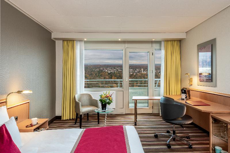 اتاق راحتی سه تخته, Leonardo Royal Hotel Frankfurt