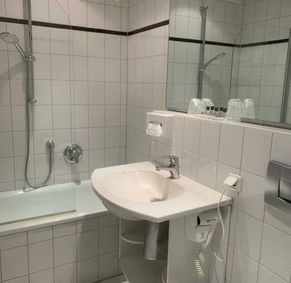 Chambre Deluxe, Mondial Comfort   Frankfurt City Centre