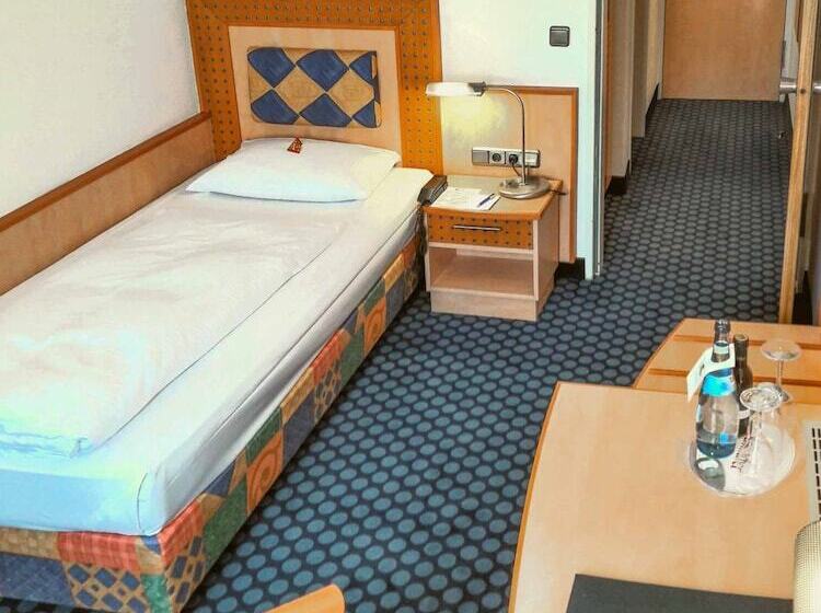اتاق استاندارد یک نفره, Plaza Kongresshotel Europe Stuttgart