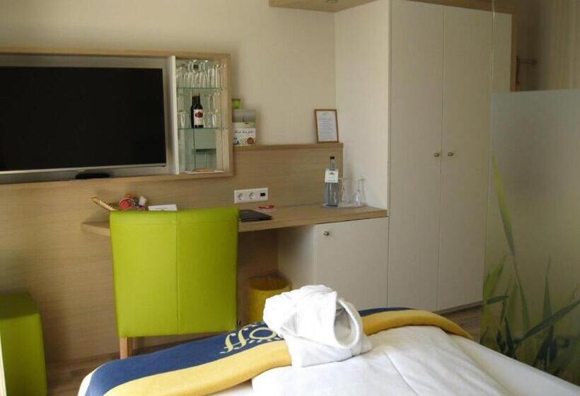 חדר סטנדרט יחיד עם נוף, Seehotel Off