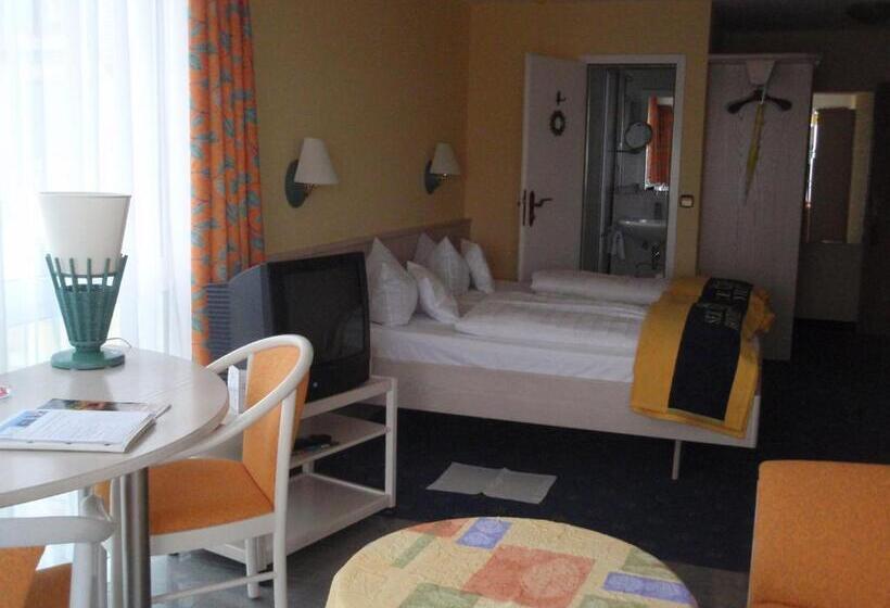 חדר סטנדרט נוף לאגם, Seehotel Off