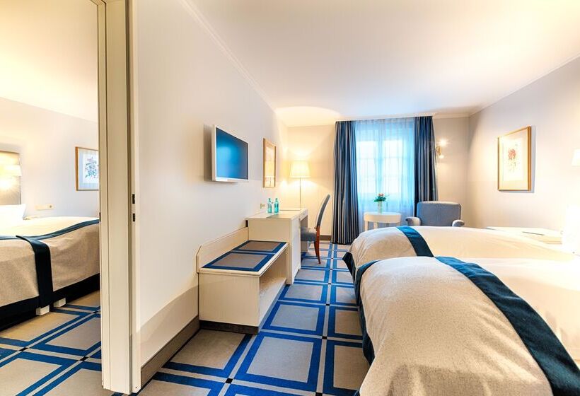 اتاق خانوادگی, Achat Hotel Schreiberhof Aschheim