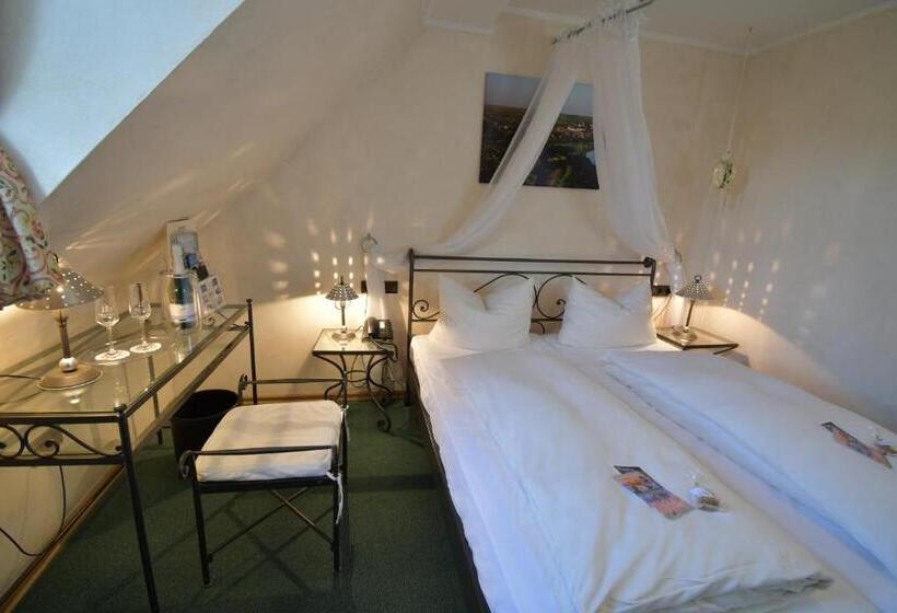 اتاق استاندارد یک نفره, Akzent Hotel Franziskaner