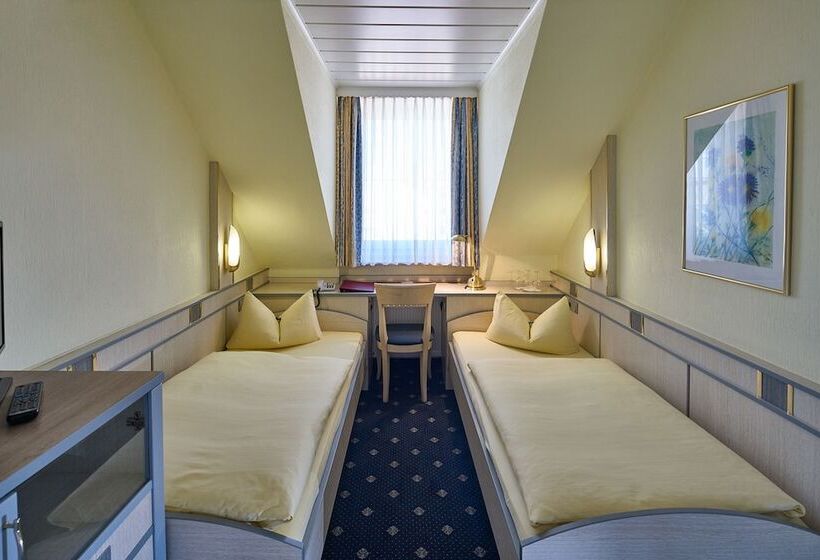 Standard Triple Room, Alfa Zentrum