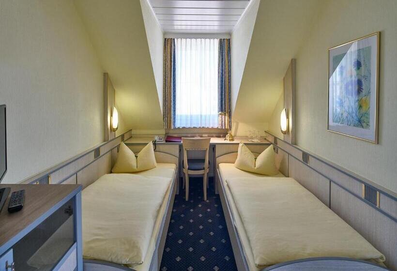 Standard Triple Room, Alfa Zentrum