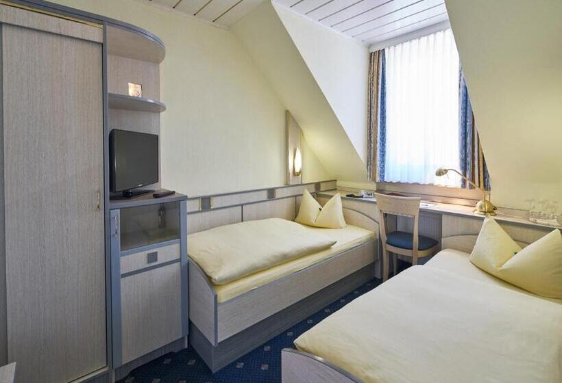 Standard Triple Room, Alfa Zentrum