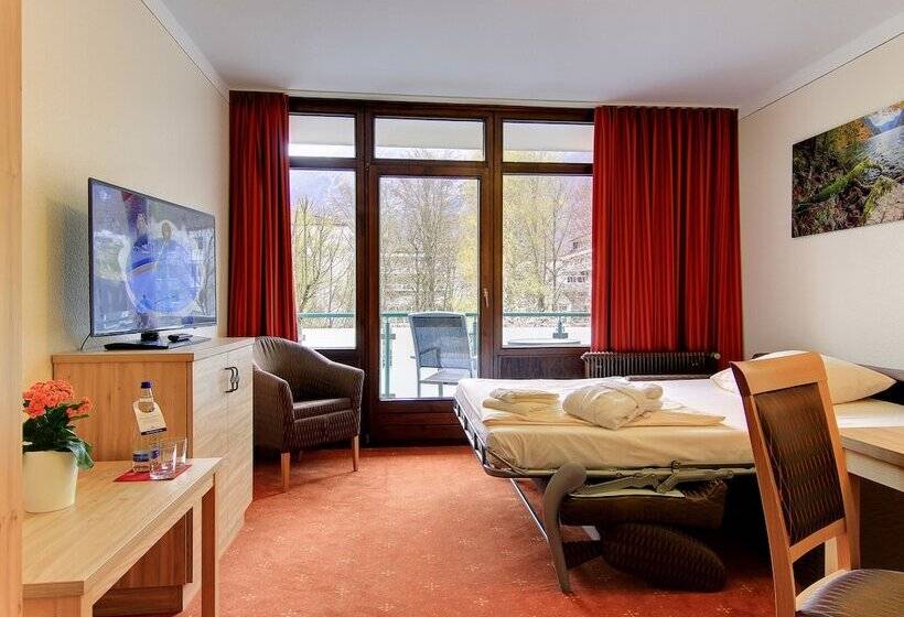 اتاق خانوادگی, Amber Hotel Bavaria