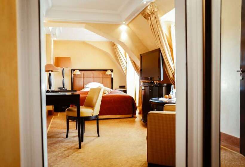 Chambre Standard Individuelle, Bayerischer Hof