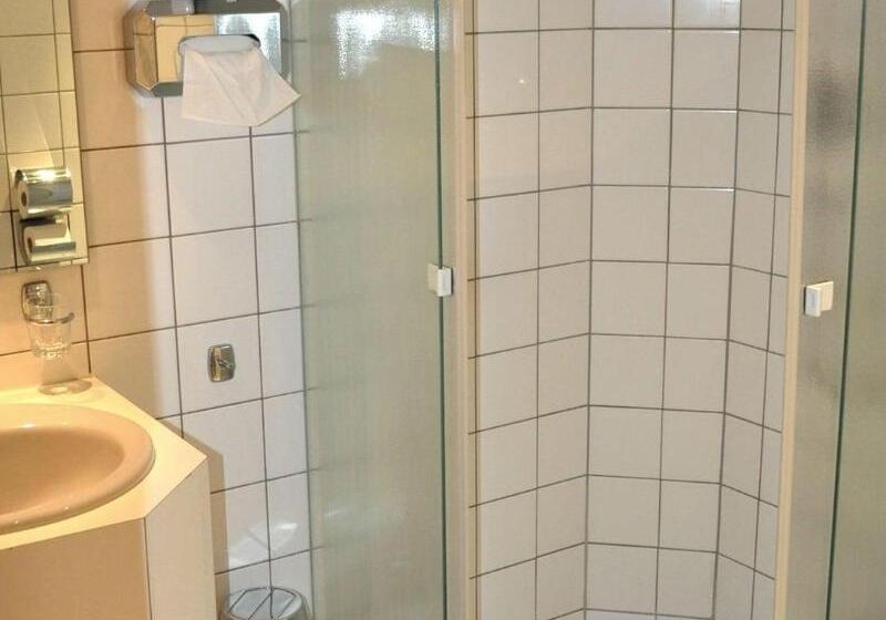 اتاق استاندارد یک نفره, Bayerischer Hof