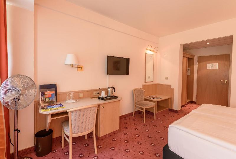 اتاق استاندارد یک نفره, Bayerischer Hof