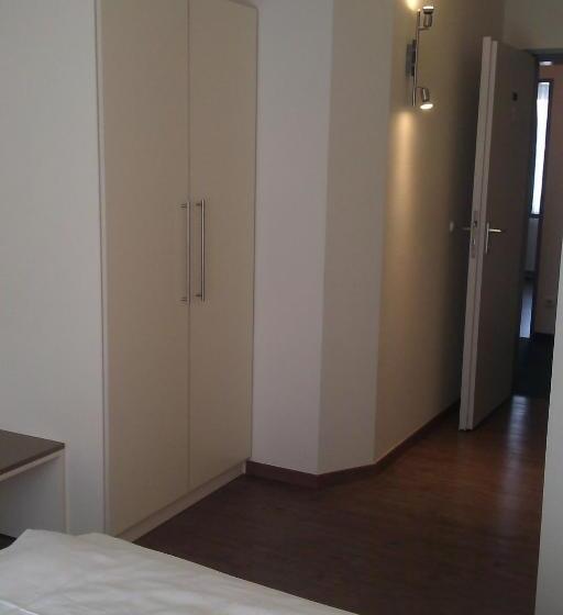 Chambre Standard, Central  Garni