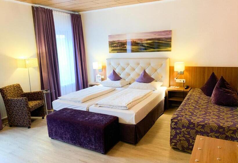 اتاق استاندارد سه نفره, City Hotel Ost Am Kö