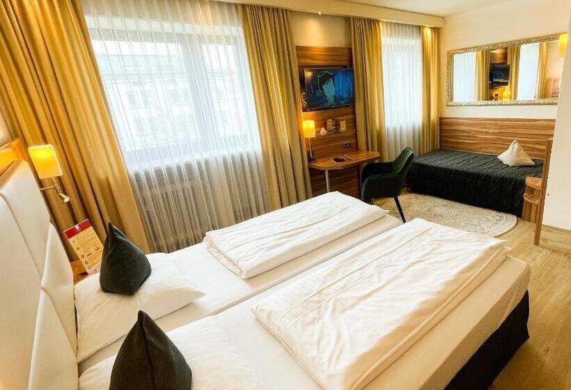 اتاق استاندارد سه نفره, City Hotel Ost Am Kö