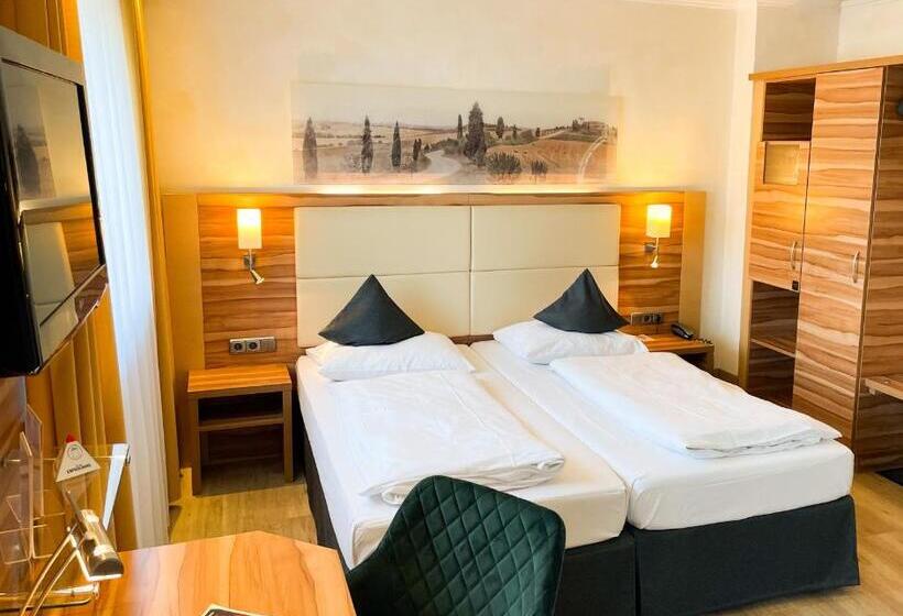 اتاق راحتی, City Hotel Ost Am Kö